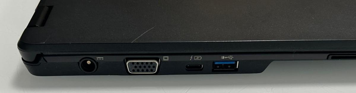 Fujitsu LIFEBOOK U749